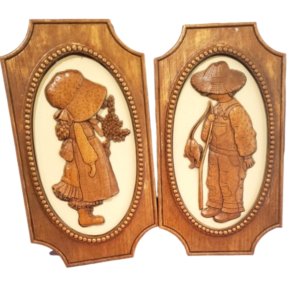 Vintage Holly & Robby Hobbie Wall Decor - Picture 1 of 4